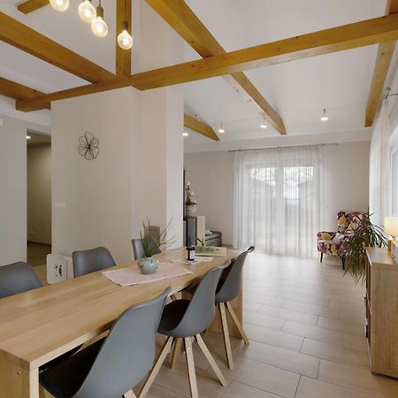 Lifestyle Ferienhaus Pouch Bagian luar foto